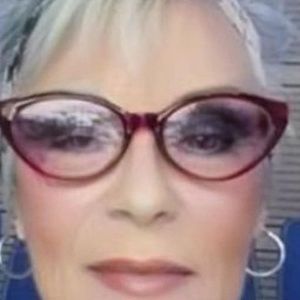 Meet your Posher, Rose